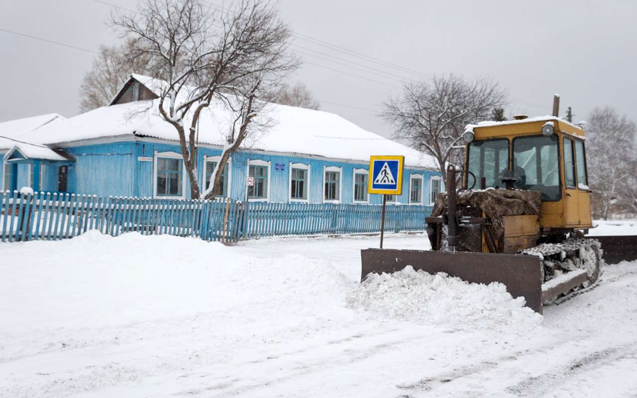 Со снегом и льдом на дорогах будут бороться по-новому