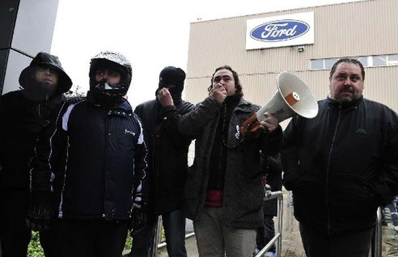 Рабочие остановили завод Ford
