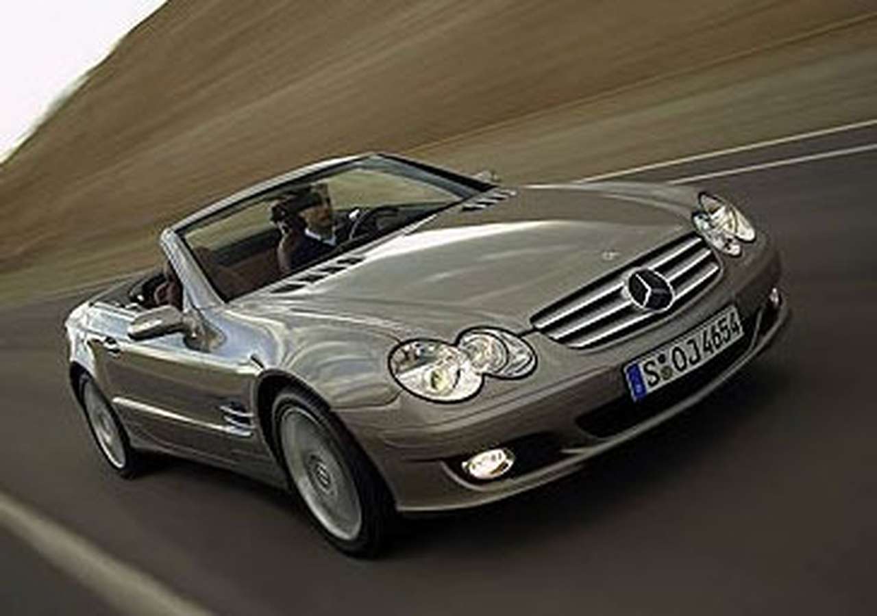 Mercedes обновляет люксовый кабриолет