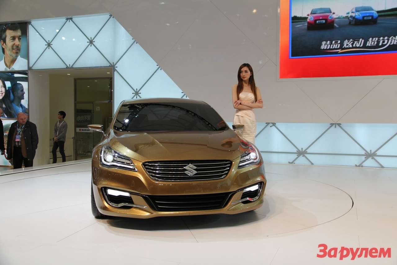 Suzuki представила в Шанхае бюджетный седан и мотоцикл на каждый день