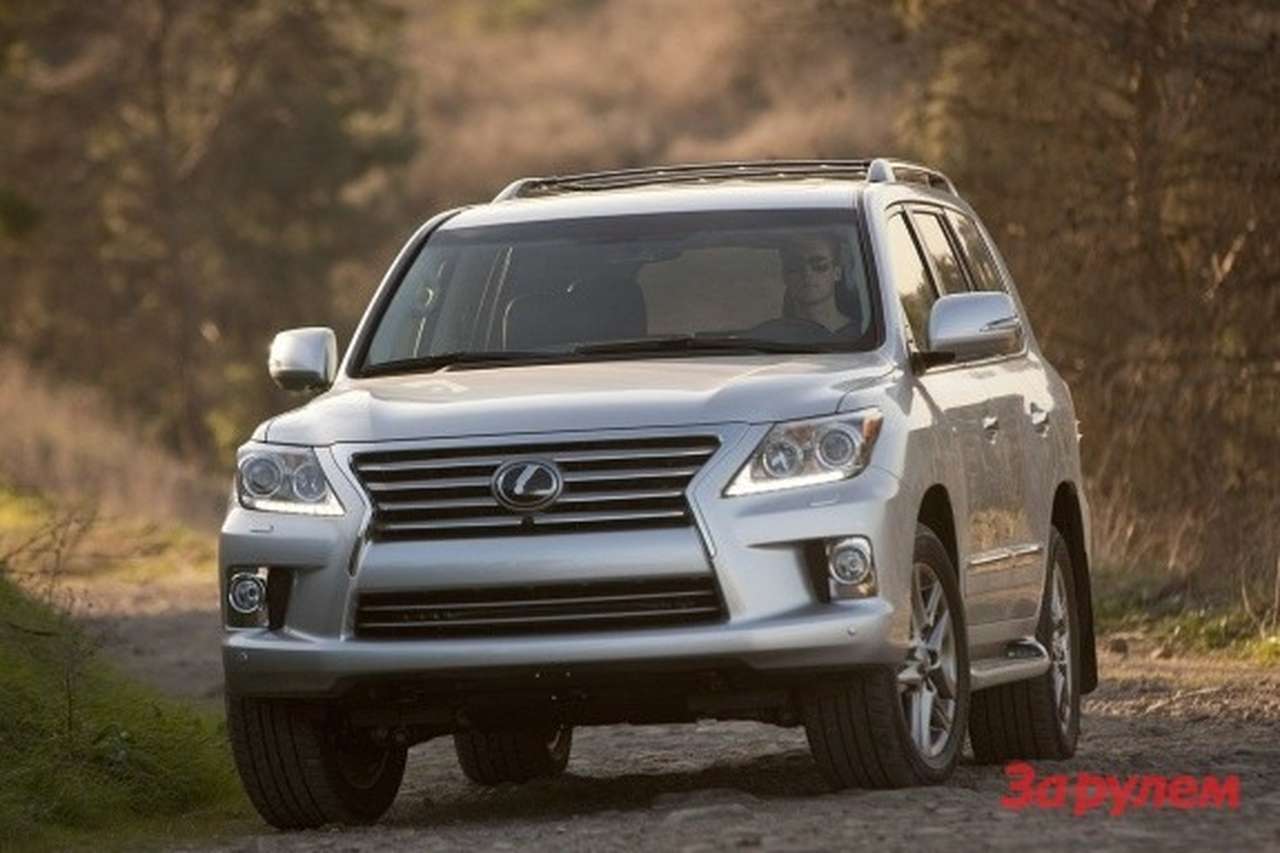 Помолодевший Lexus LX 570 заглянул в Детройт