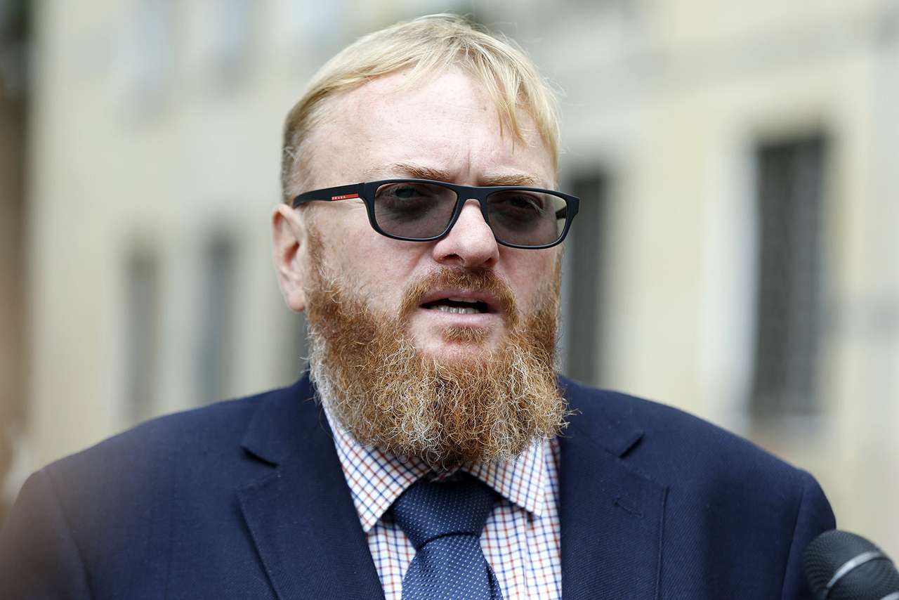 Депутат Милонов подрался на штрафстоянке