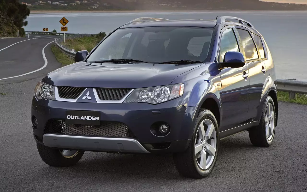 Сломали шпильку на дорогой детали? Не спешите покупать новую — есть решение