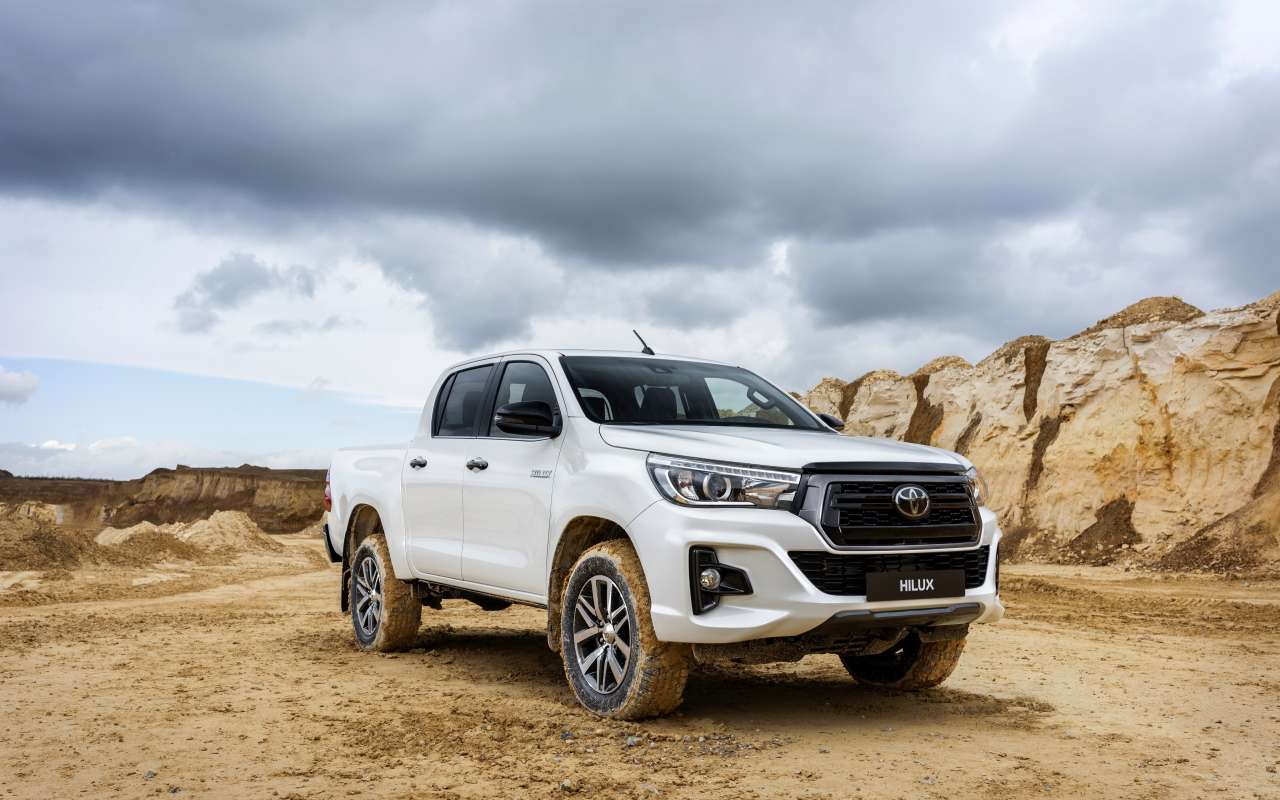 Все Toyota в новостях о боях – от одного дилера