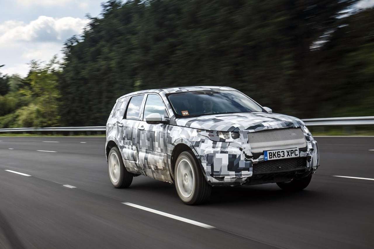В Land Rover показали, на что способен сменщик Freelander