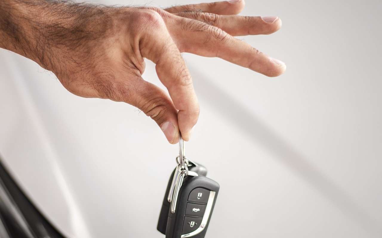 Почему этот кусочек металла – единственное, что спасет ваш бюджет при потере ключей