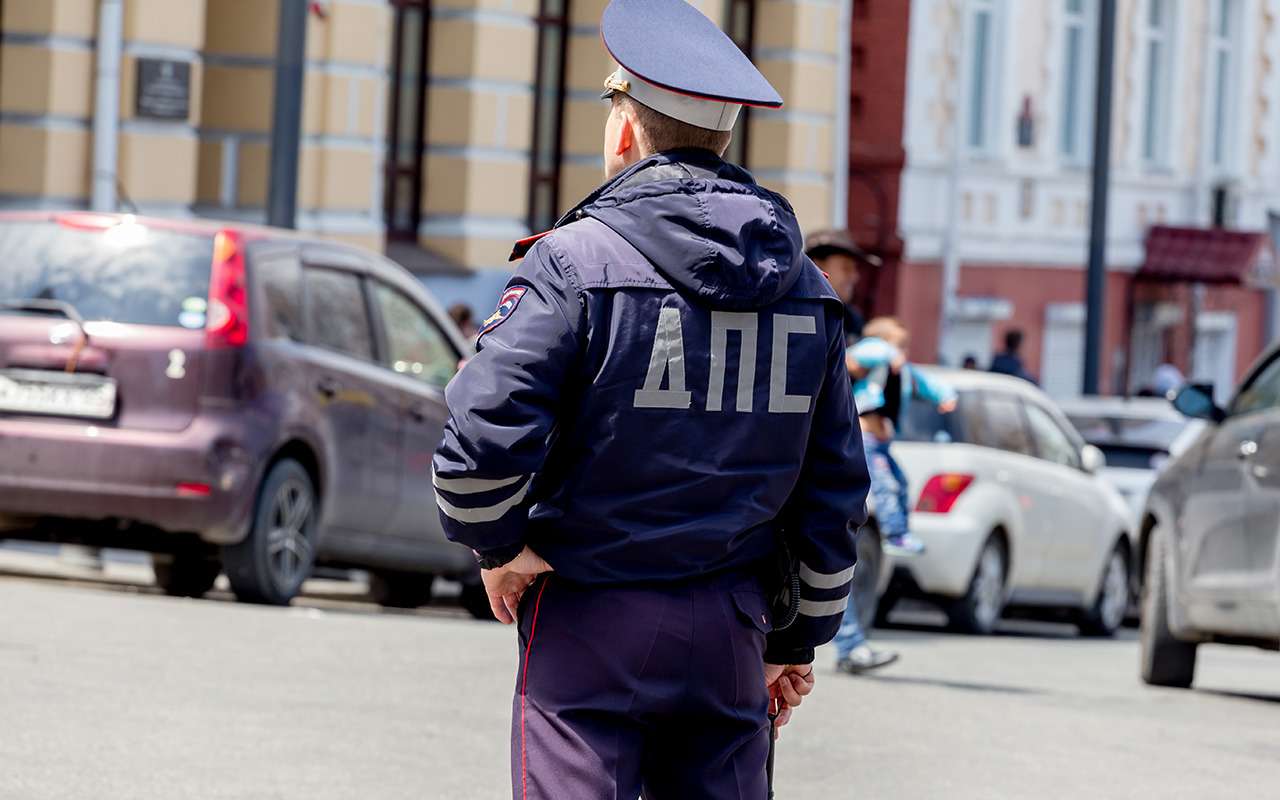 Затор не преступление: депутаты требуют научить камеры распознавать пробки