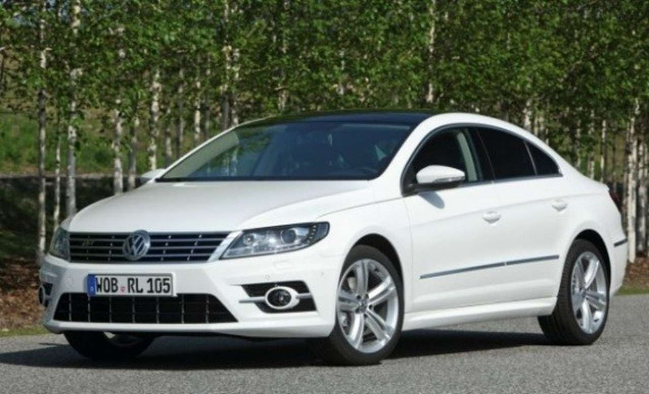 Volkswagen Passat CC получил спортпакет R-Line
