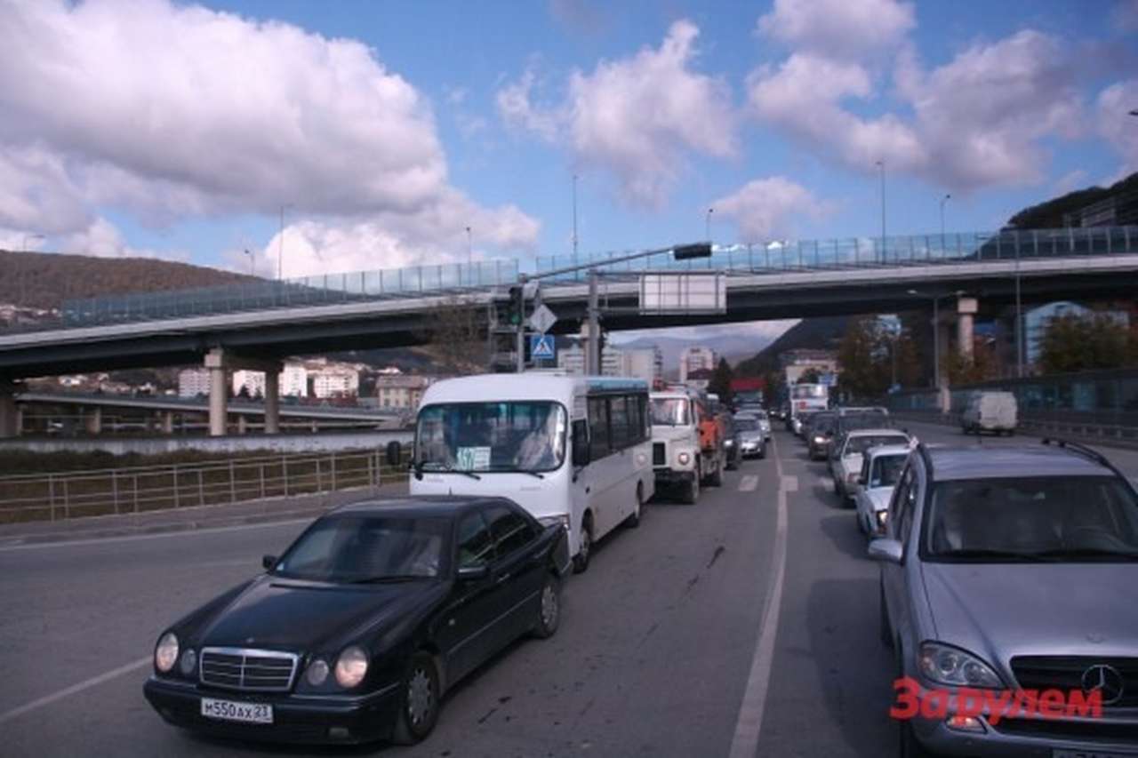 Въезд в Сочи иногородним автомобилям закроют 7 января