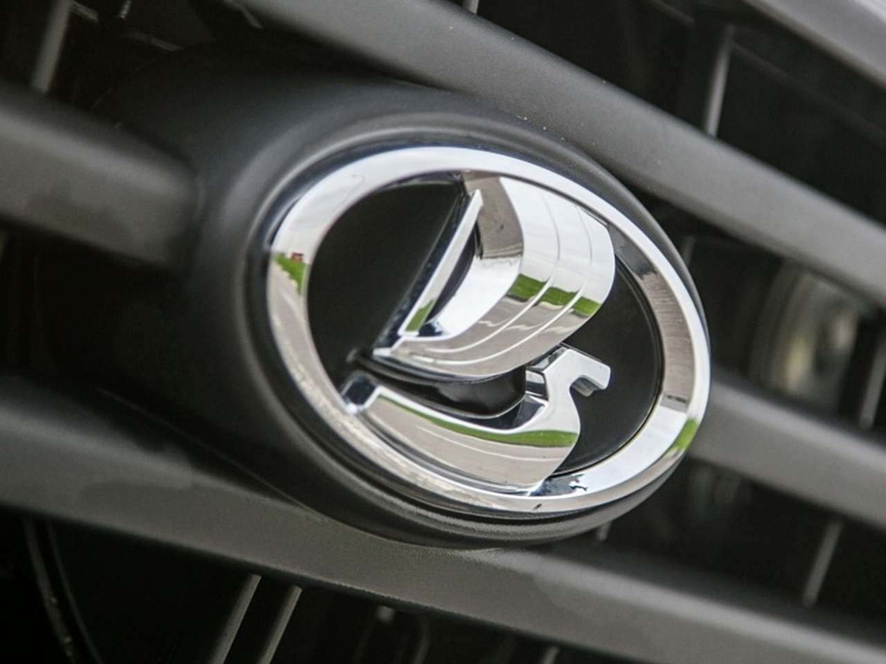 Аналитики назвали популярные марки на вторичке: кто в топе?