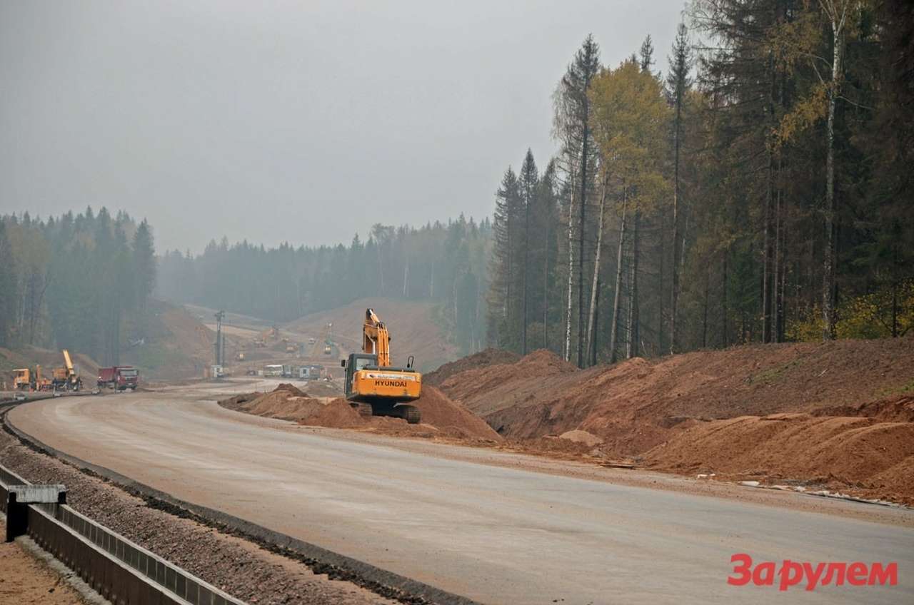 Трасса Москва - Питер: проверка на дороге