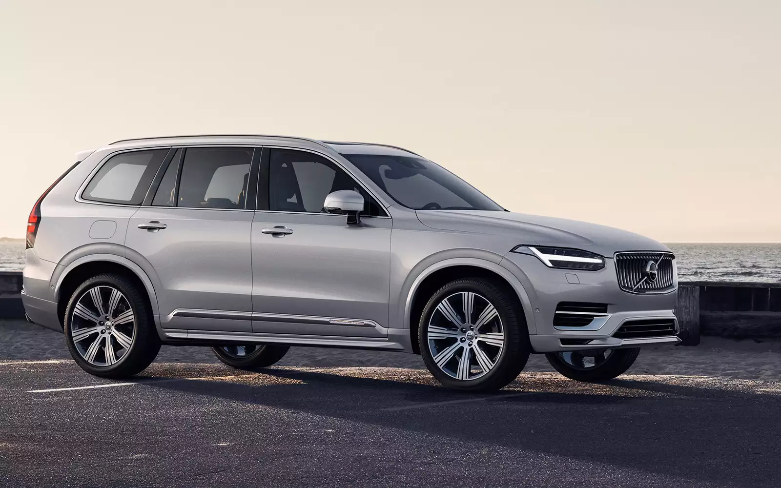 Автомобиль XC90: новости, обзоры, машина Вольво ХС90 - характеристики,  комплектации, разные поколения XC90 – сайт За Рулем www.zr.ru