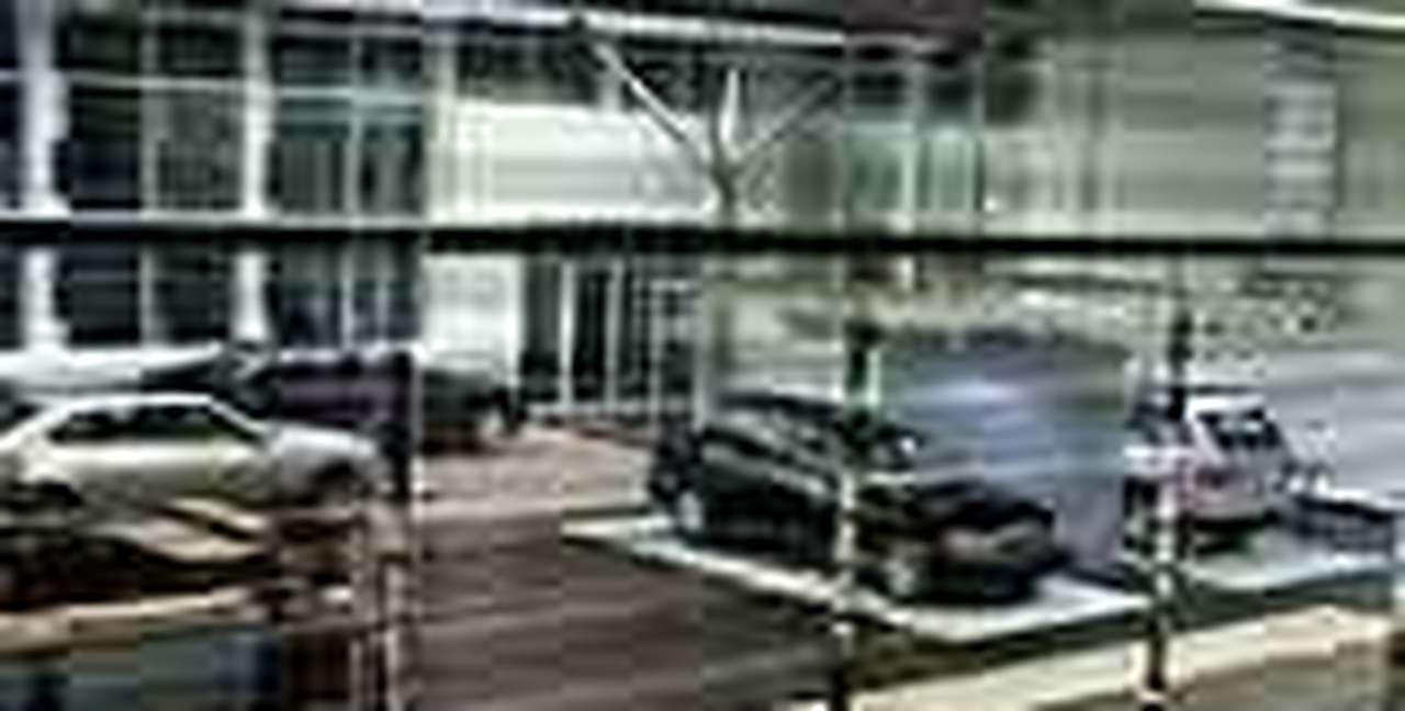 В Москве открылся центр BMW с конфиденциальным боксом