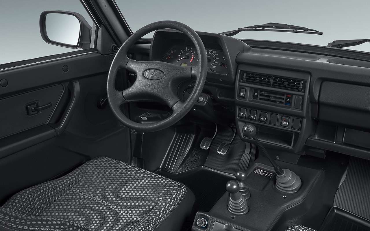 Легенде отечественного автопрома — 47 лет! И она до сих пор популярна у россиян