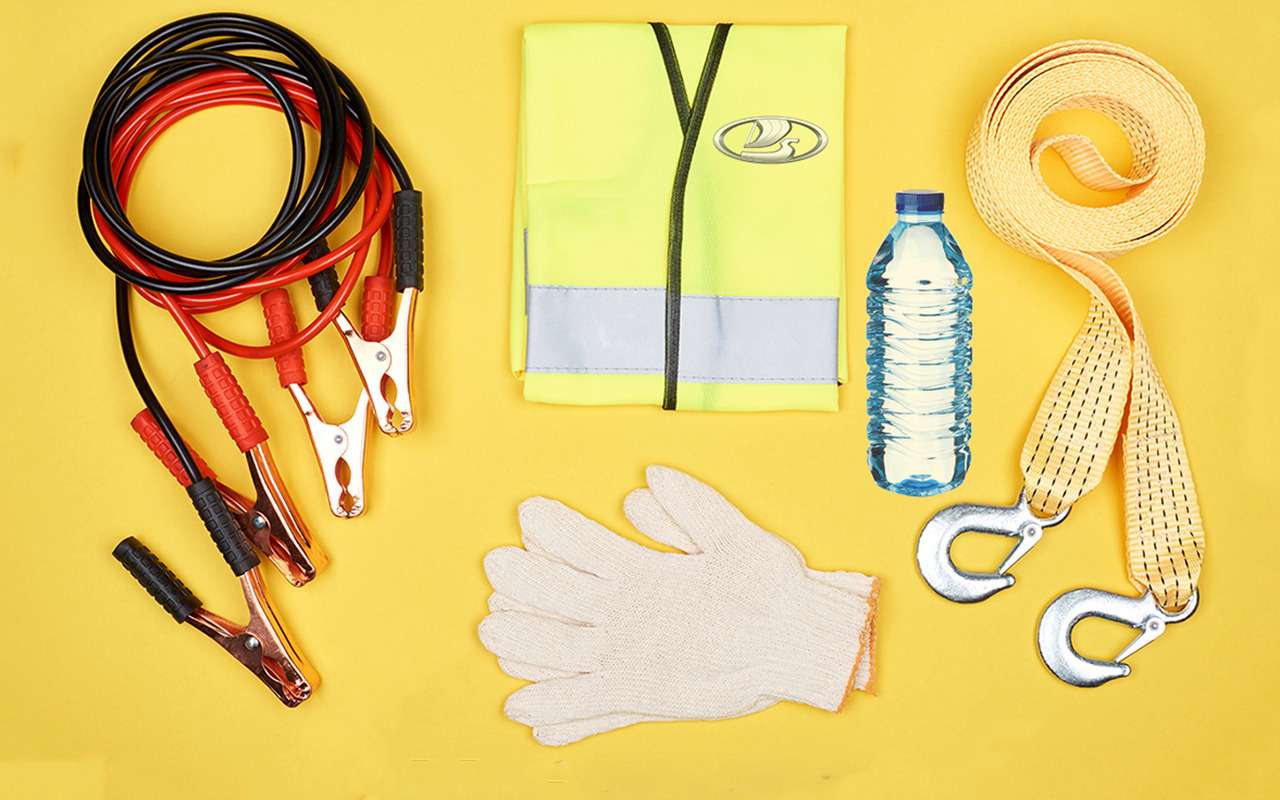 Владельцам Лады: 14 вещей, которые должны лежать в багажнике (или в бардачке)