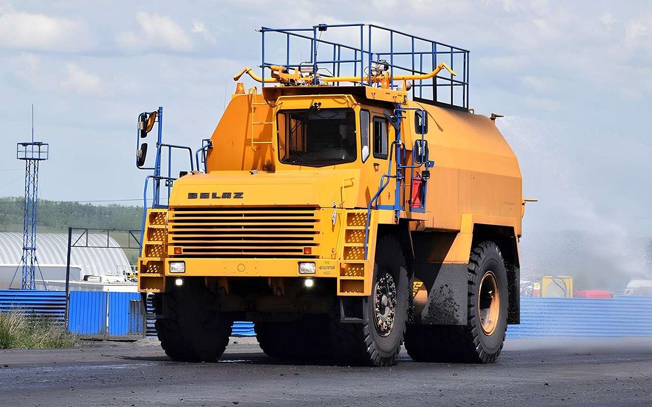 БЕЛАЗ-7647