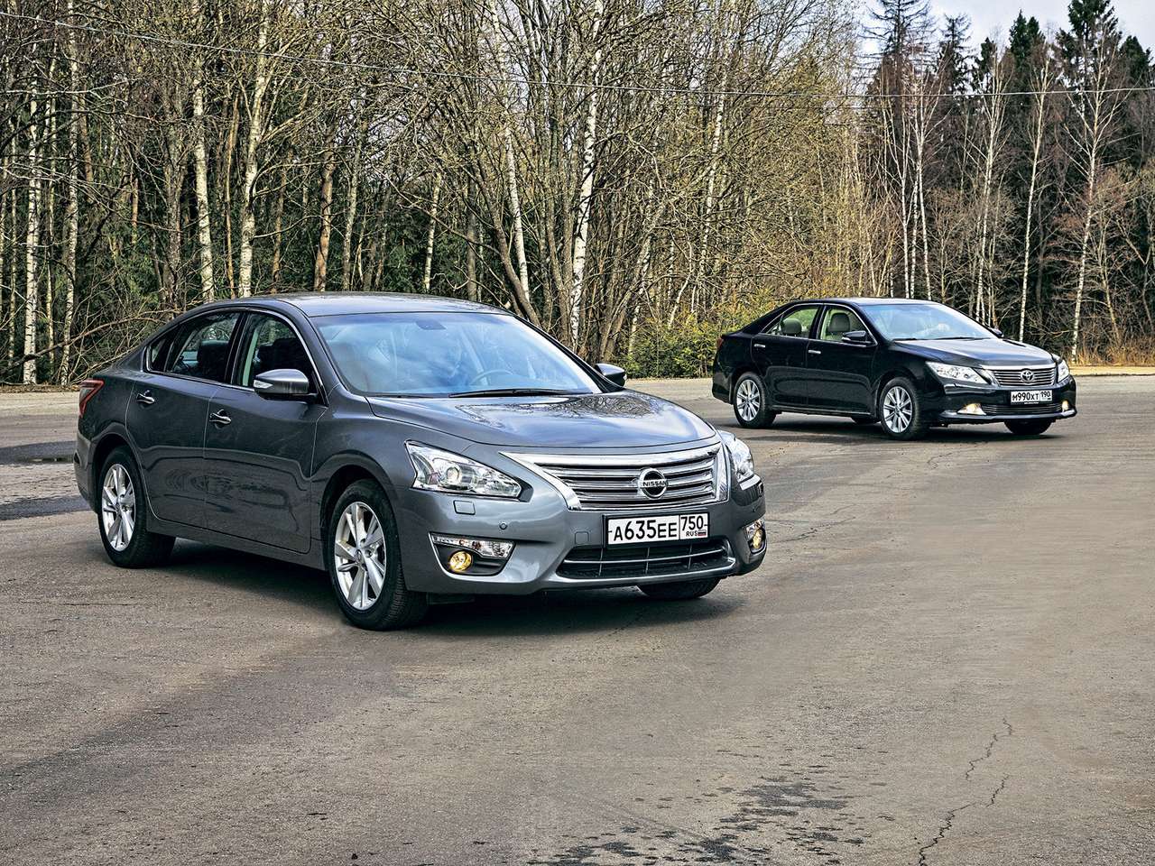 Nissan Teana против Toyota Camry: на расстоянии удара