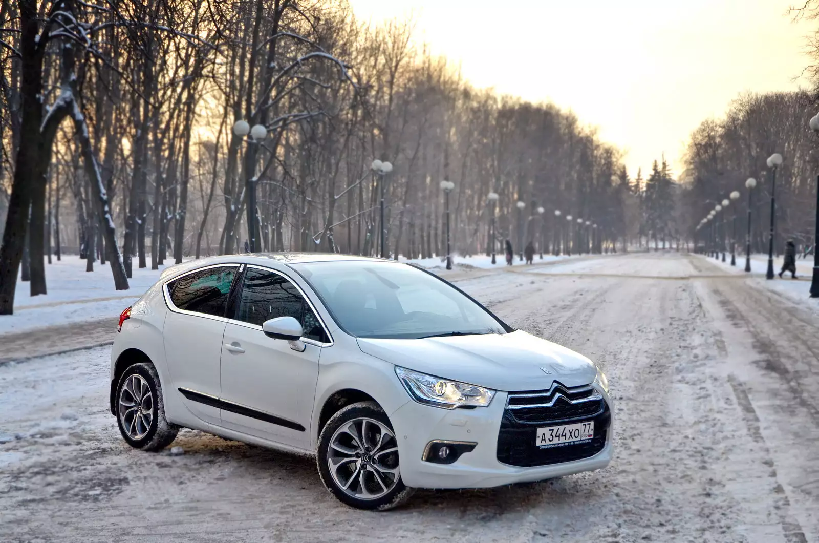 Citroen ds4. Citroen ds4 2013. Citroen rе4. Ситроен дс отзывы. Ситроен дс отзывы.