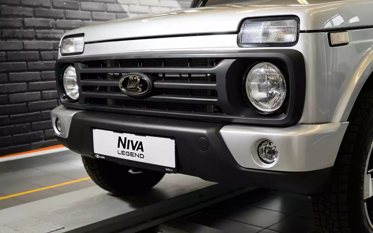 Lada Niva Legend