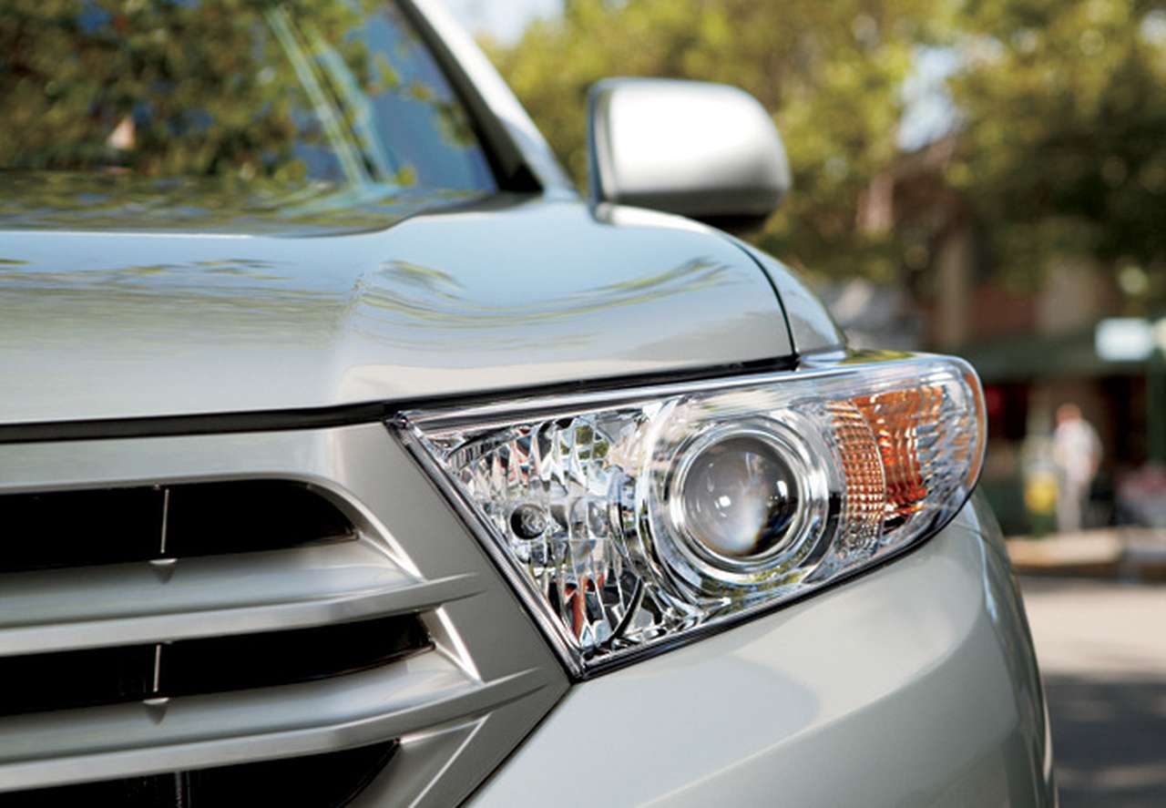 44 000 гибридов Toyota Highlander попали под следствие