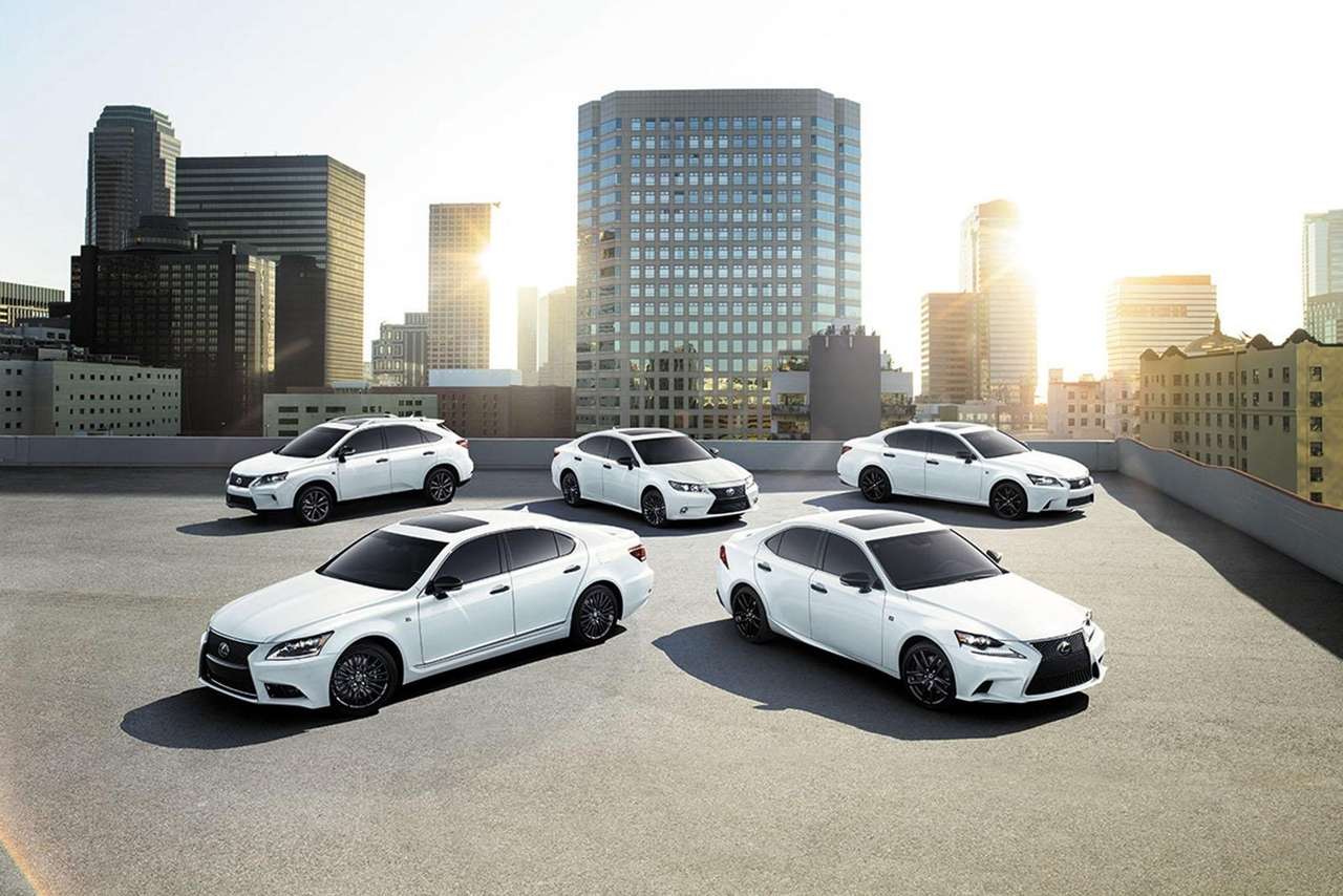 Lexus представит в Пеббл-Бич новую линию моделей