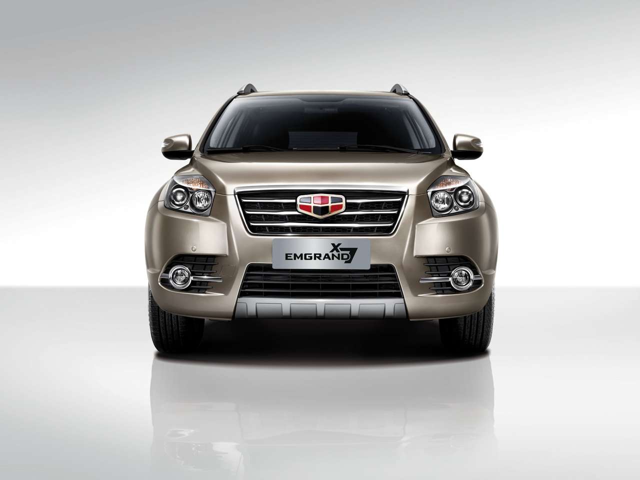 Geely снизила цены на Emgrand X7 в России