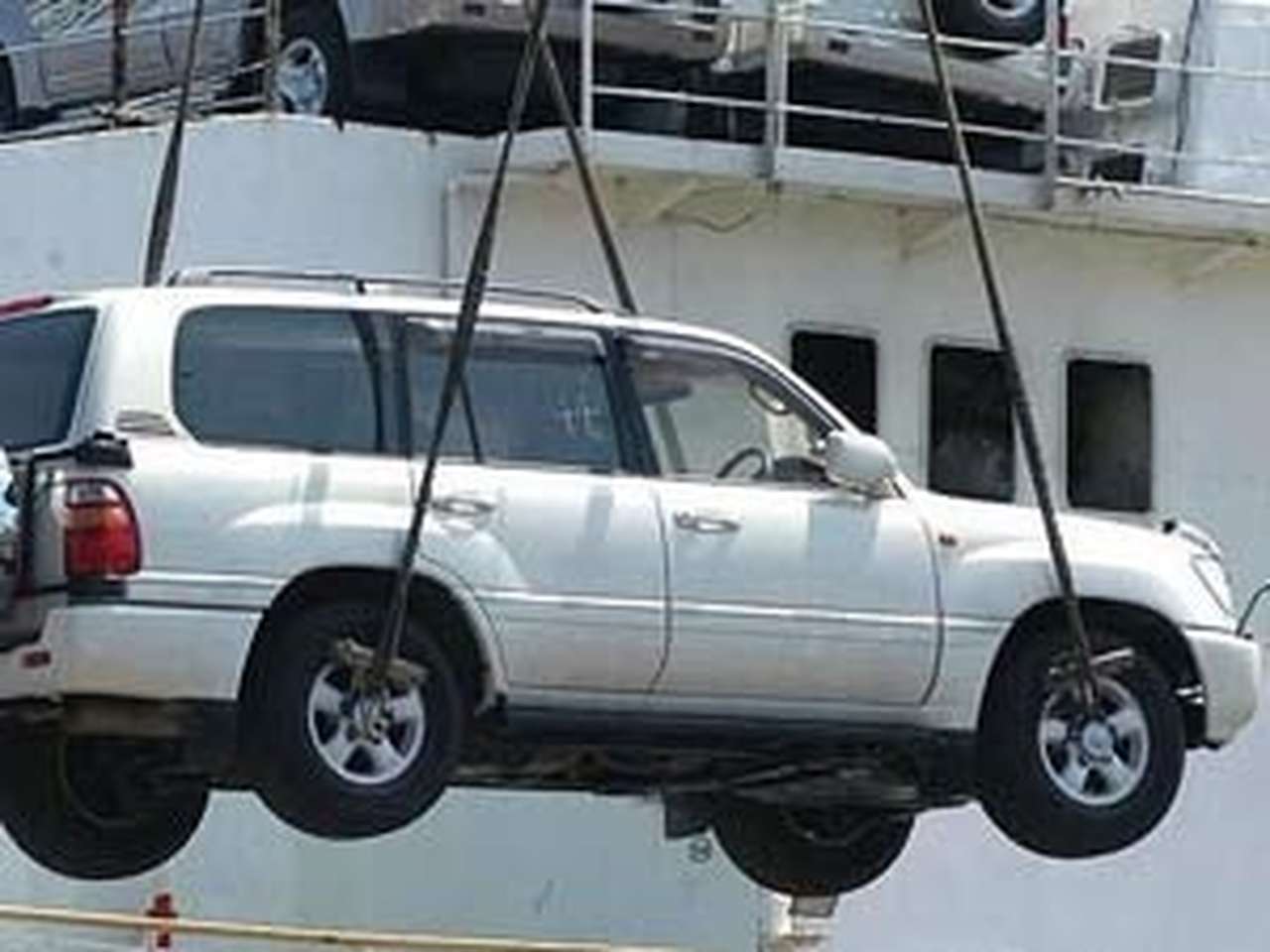 С начала года дальневосточные таможенники выявили 44 «фонящих» автомобиля