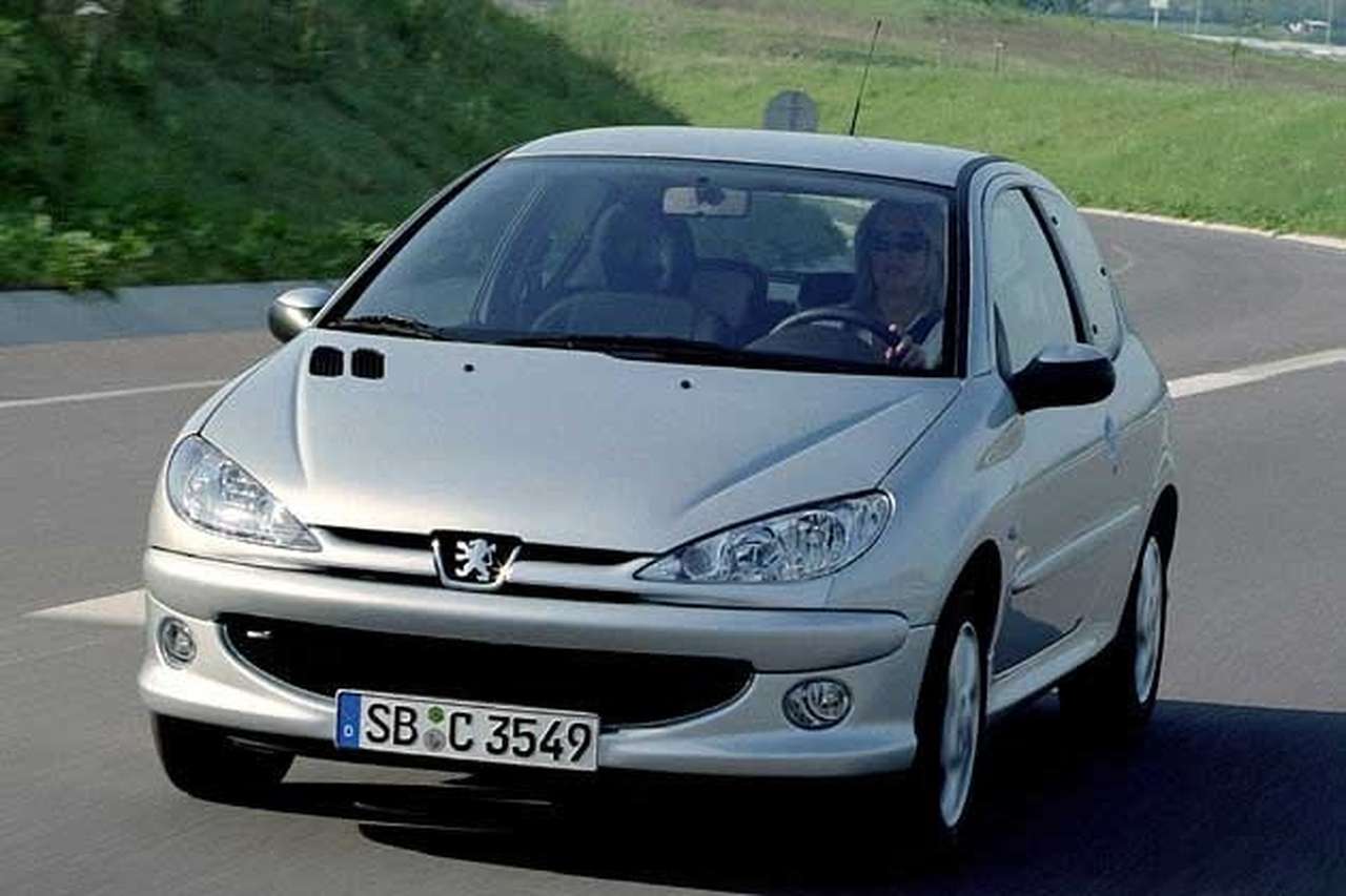 Peugeot 206 HDi зарядили сажевым фильтром