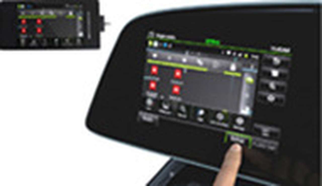 Шведы объединили смартфон с приборной панелью автомобиля 