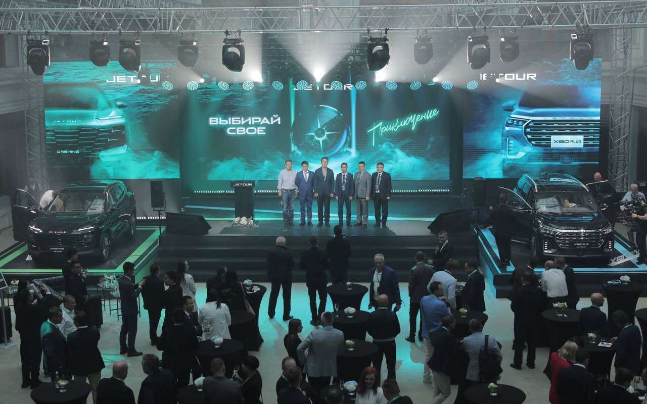 Jetour начал продажи в России двух новых кроссоверов