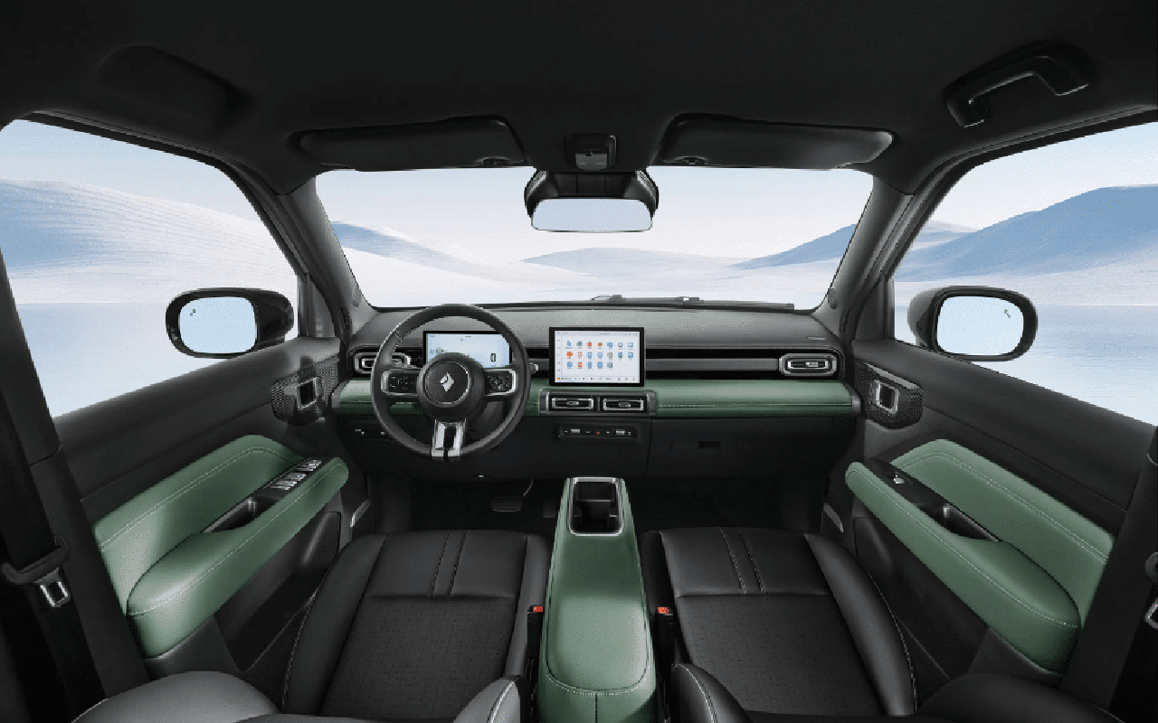 Интерьер Baojun Yep Plus