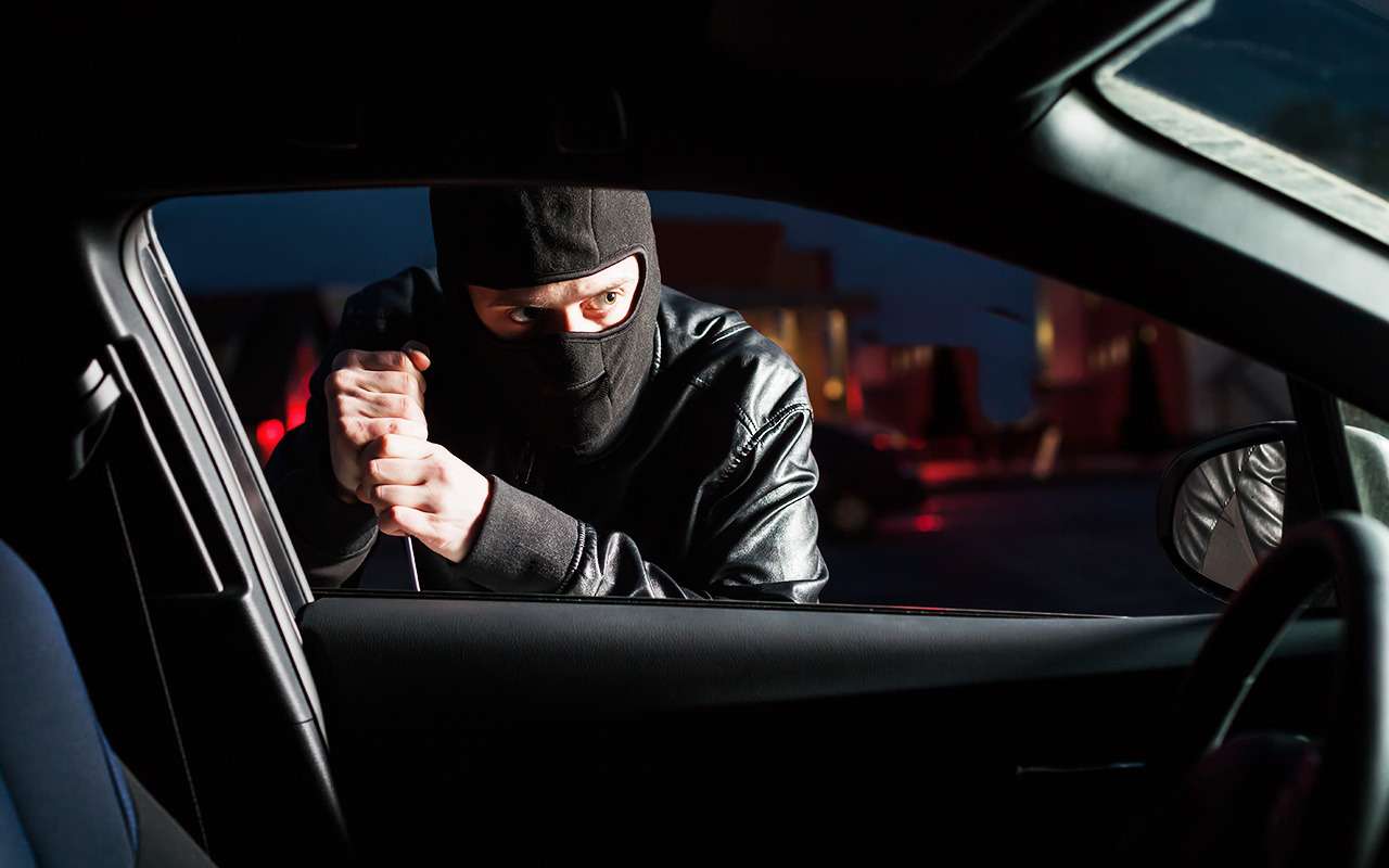 Стало известно, какие машины в России лидируют по угонам