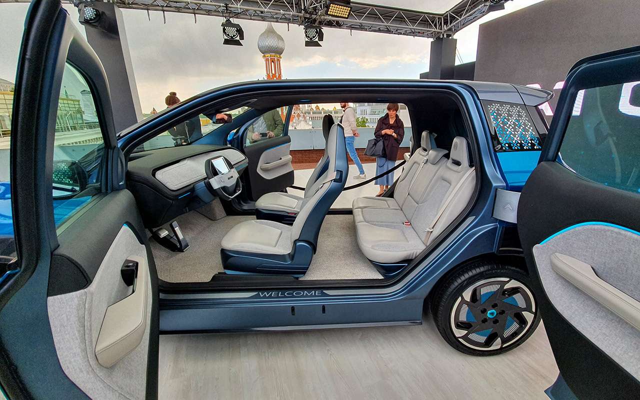 Бензин, прощай? Электромобиль Атом научат перезаряжаться за 5 минут