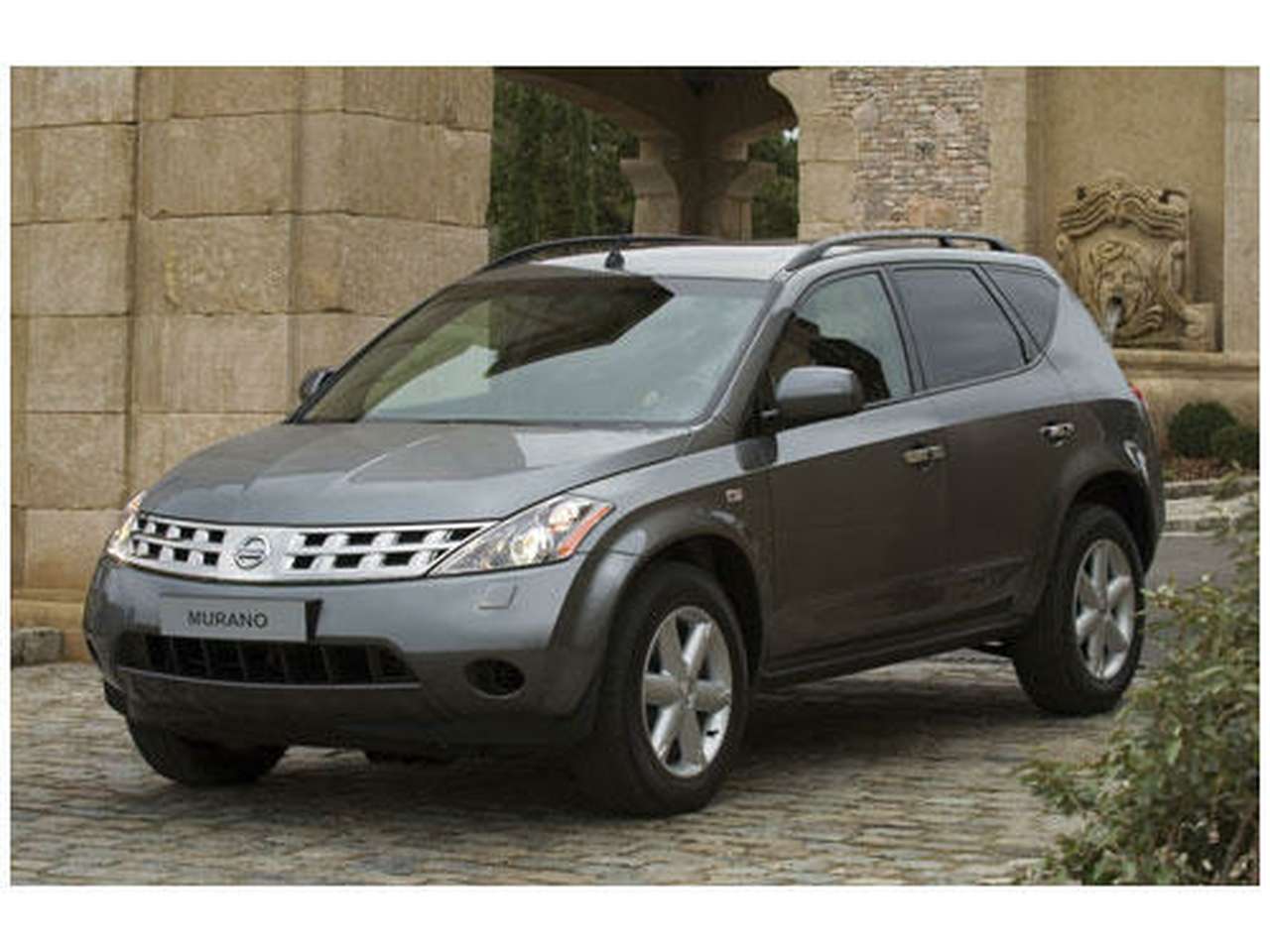 Официальные Nissan Murano появятся в России в декабре.