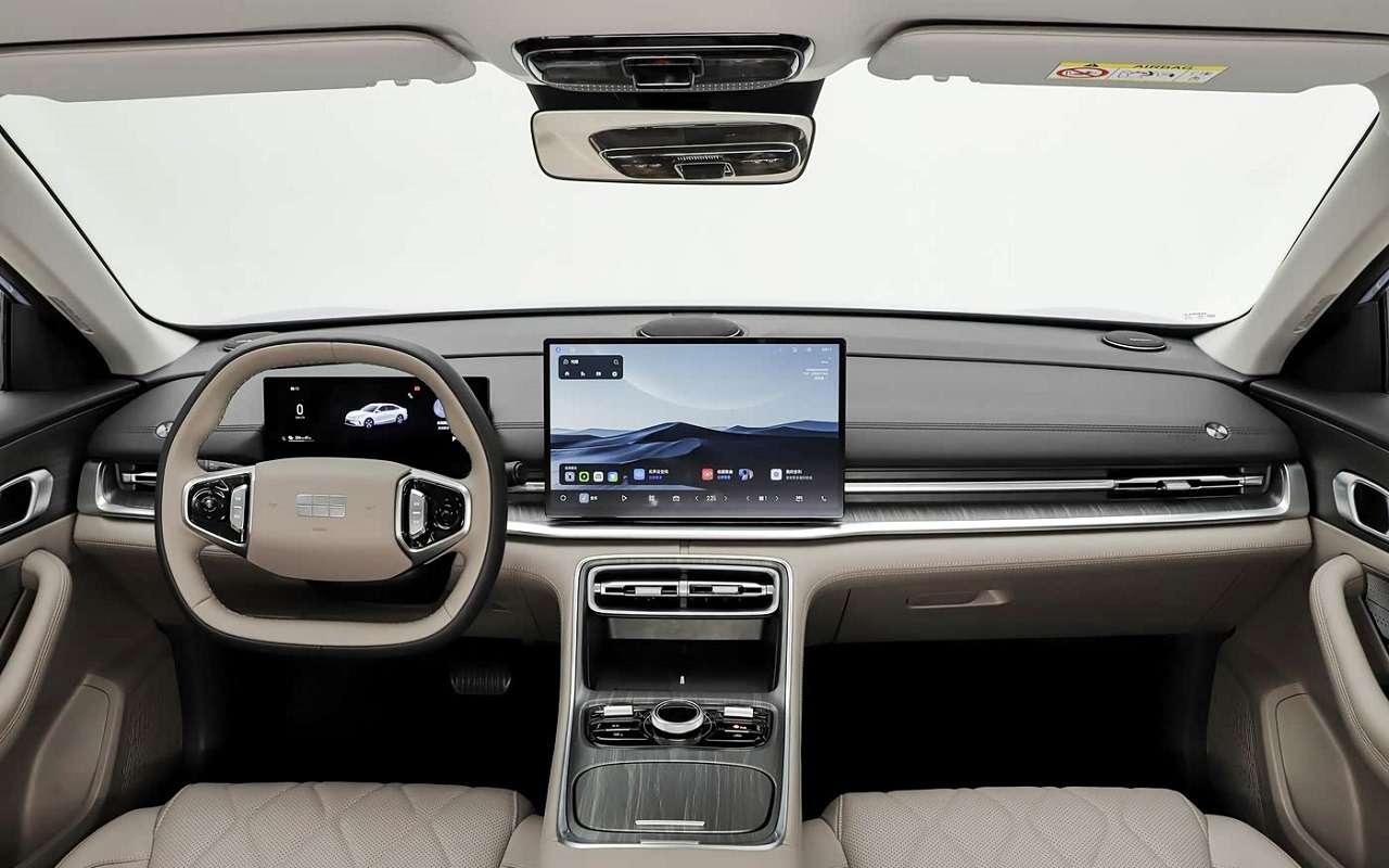 Интерьер Geely Galaxy A7 EV