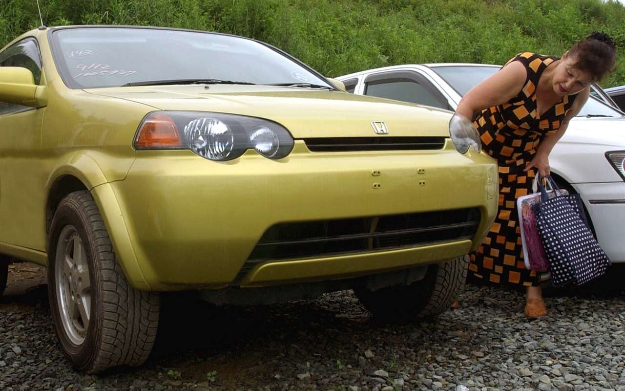 За сколько россияне могли приобрести иномарку четверть века назад