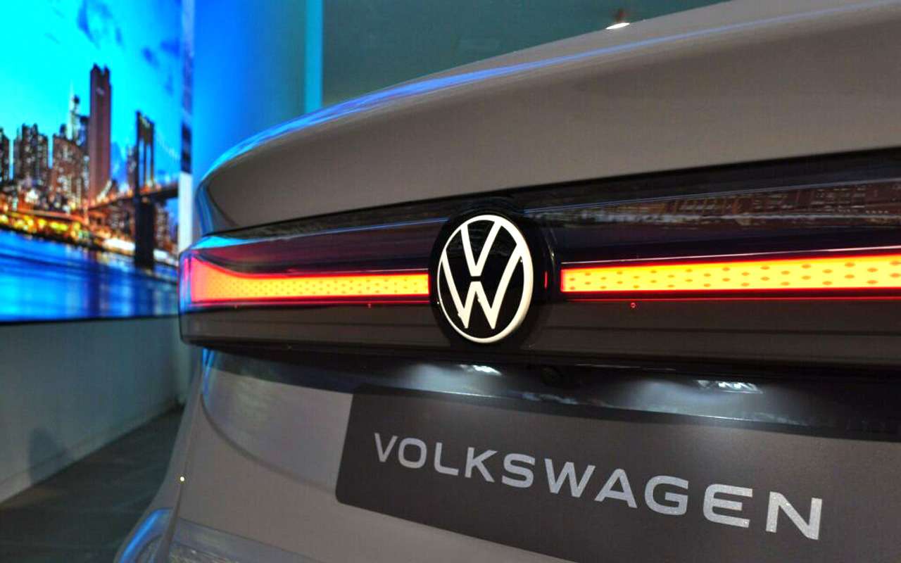 VW представил замену Passat – цены и характеристики