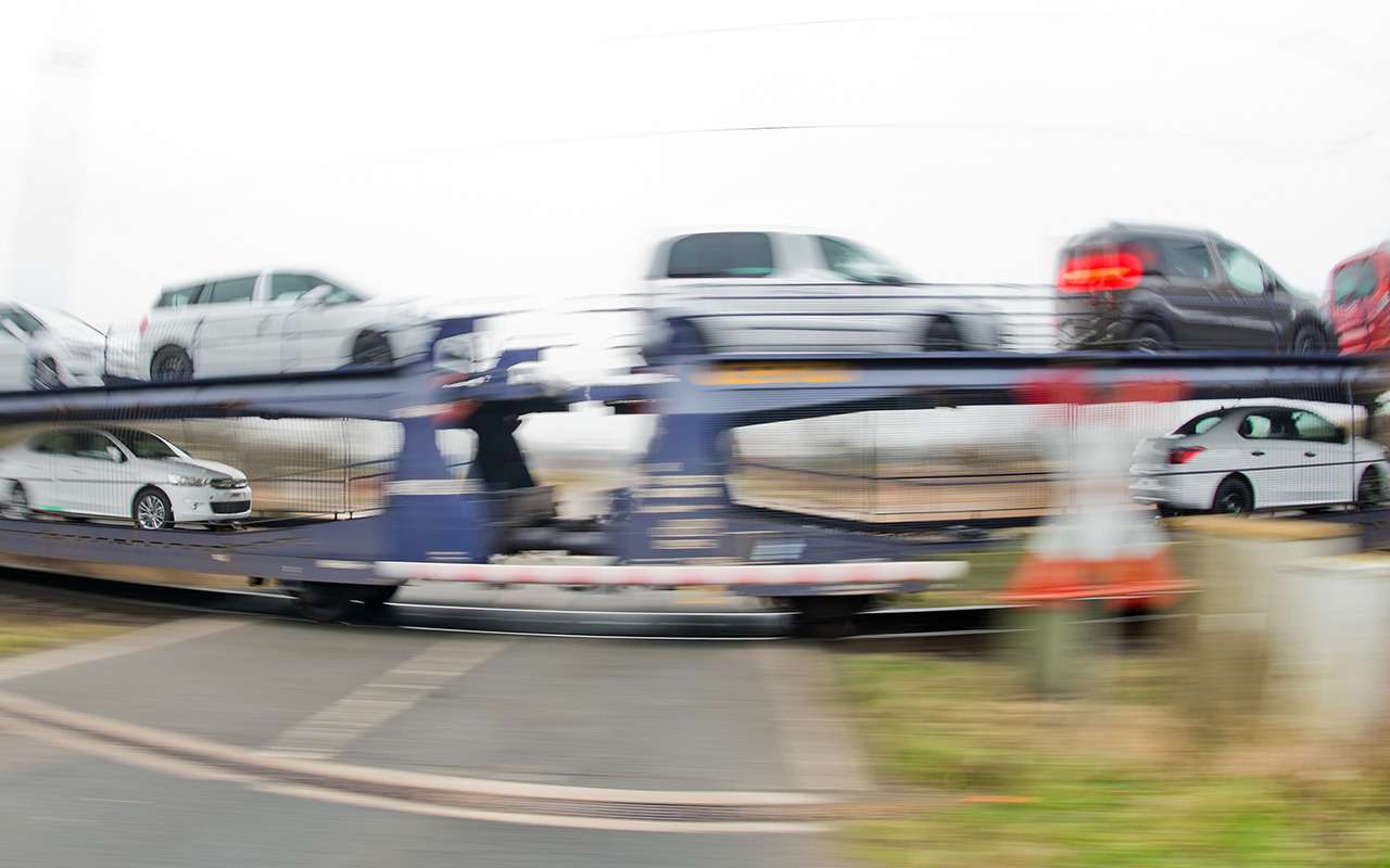 Дилеры предупредили о росте цен на ввозимые по параимпорту авто