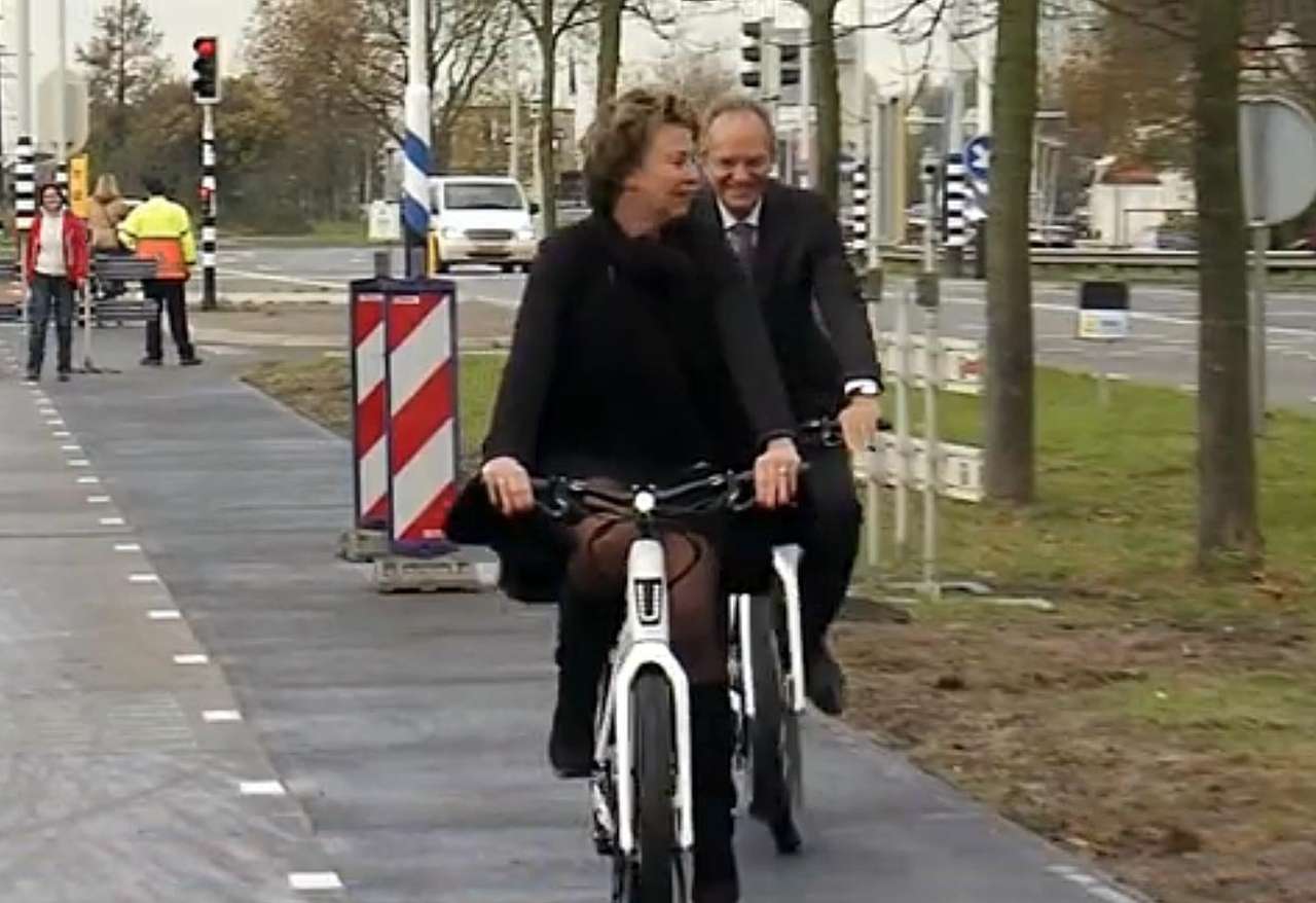 «Умная» дорога позволит заряжать аккумуляторы