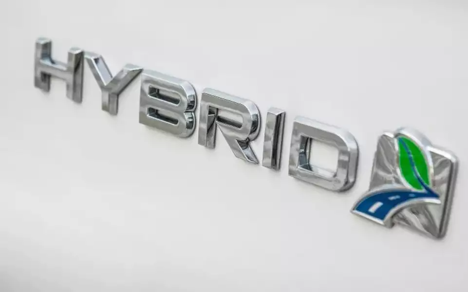 MHEV, HEV, PHEV или EREV? Специалисты объяснили, как выбрать гибрид, который нужен именно вам