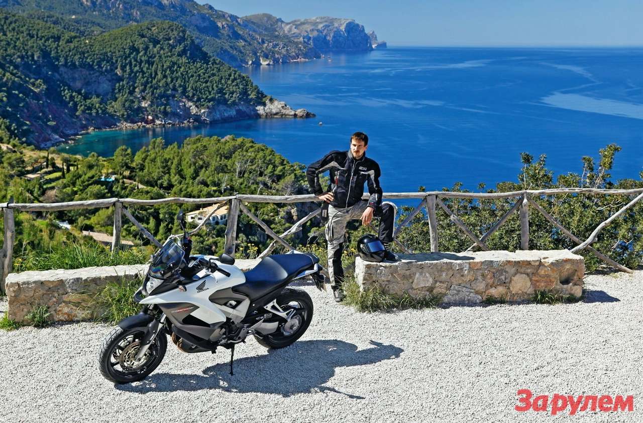 Гибрид: Honda VFR800X Crossrunner