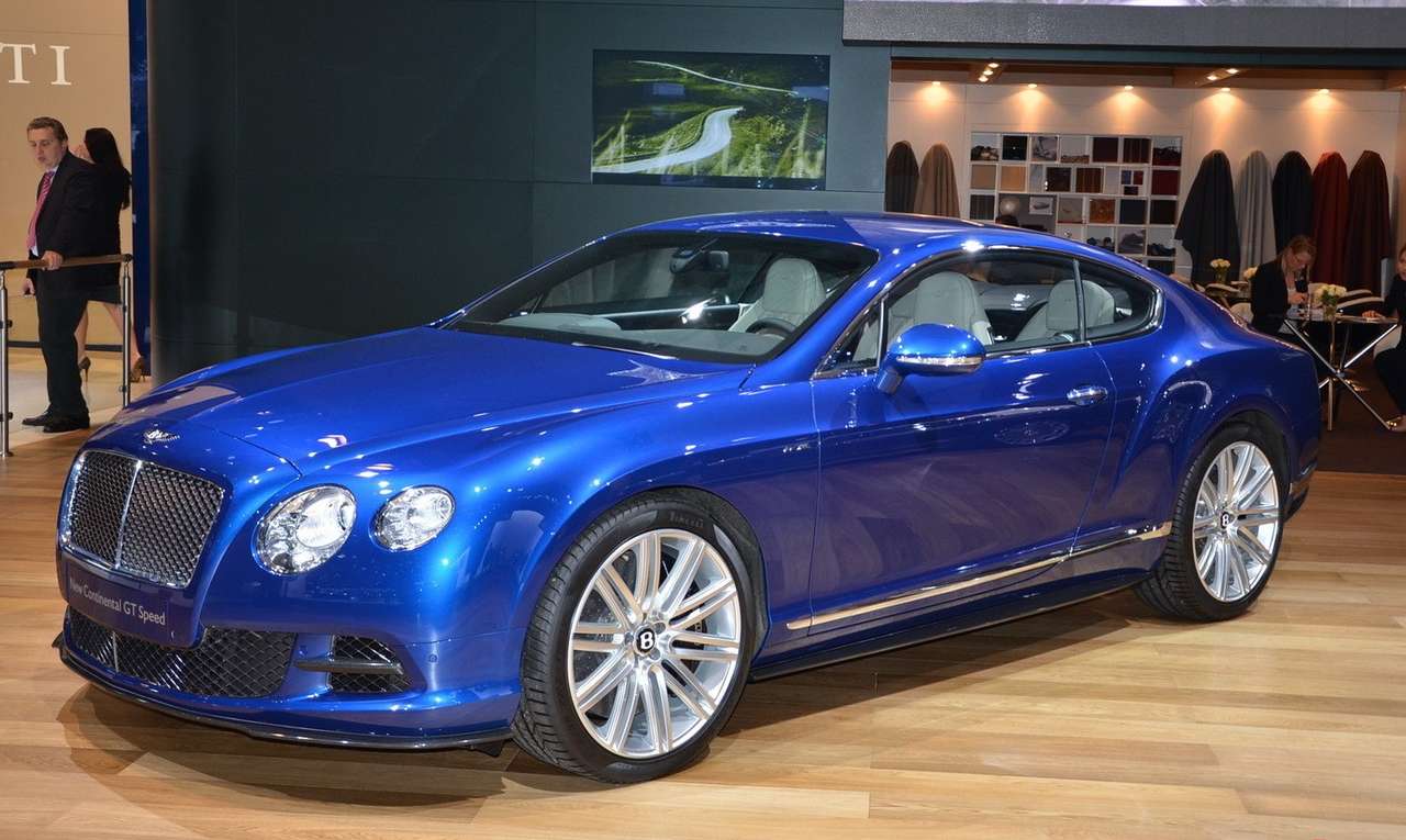 Утвержден порядок расчета налога на роскошные авто 