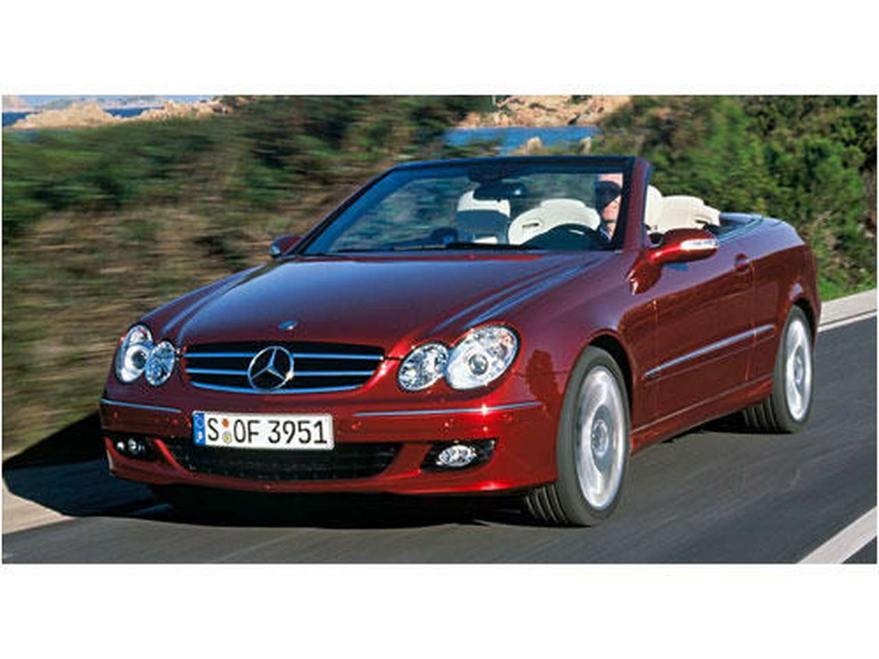 Mercedes-Benz предлагает четыре новых версии CLK-класса