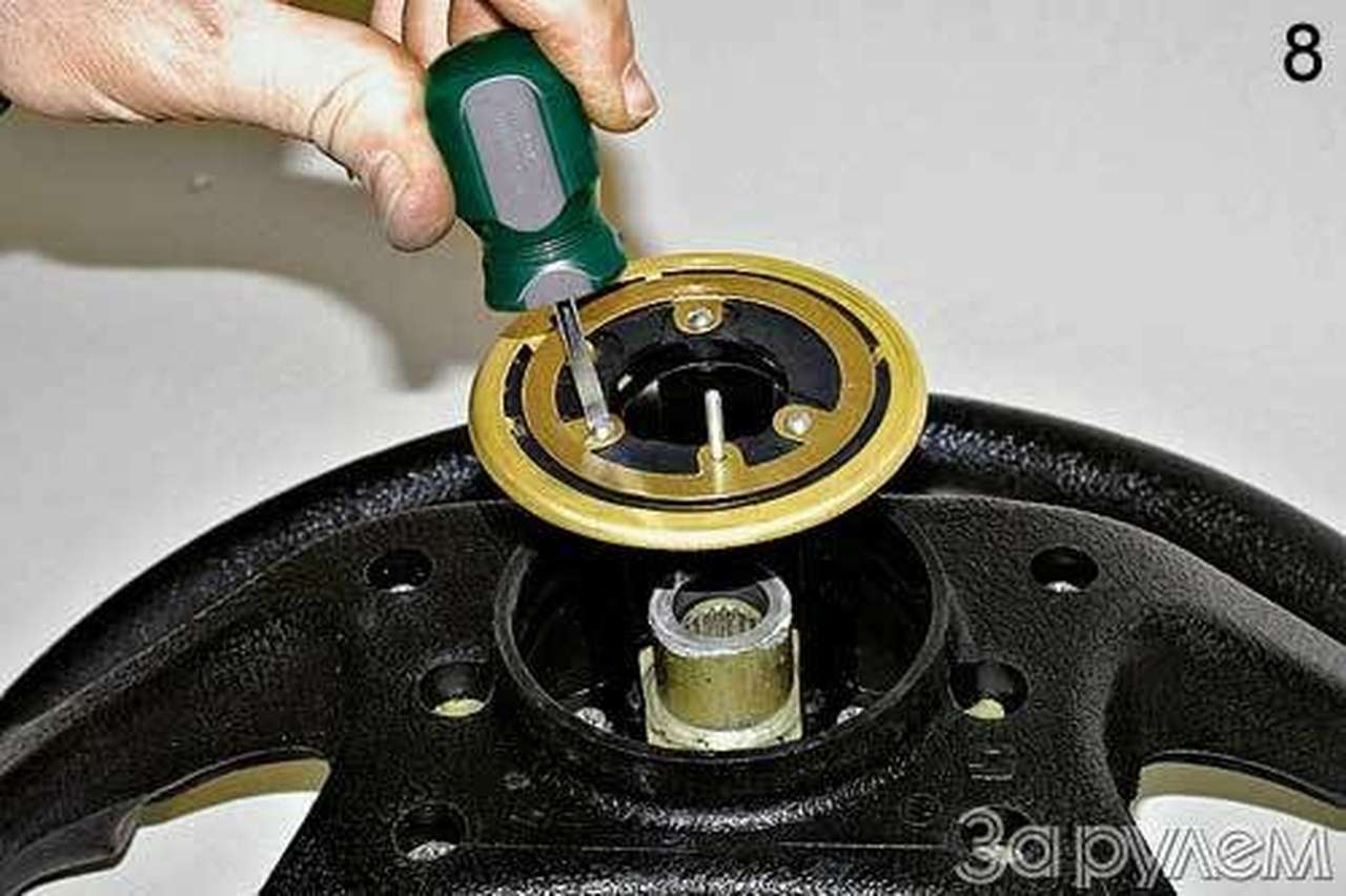 Доводим подрулевой переключатель. легким касанием.