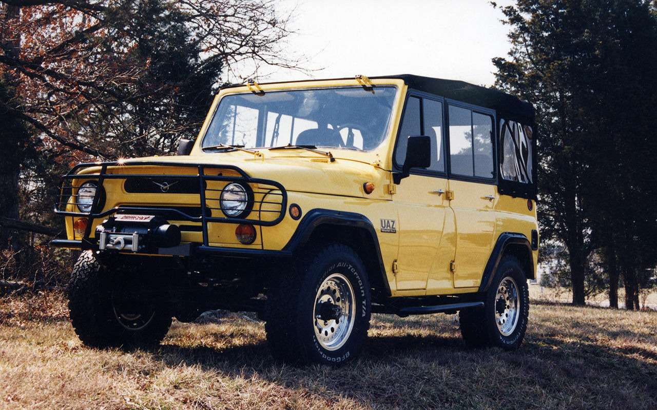 В истории УАЗа был даже американский след. В конце 1990-х компания UAZ of America из штата Вирджиния планировала продажу машин с двигателями V6 рабочим объемом 4,3 л и мощностью 184 л.с. — этот мотор знаком нам по Chevrolet Blazer. Но такой вариант, разумеется, остался в истории лишь коротким забавным эпизодом.