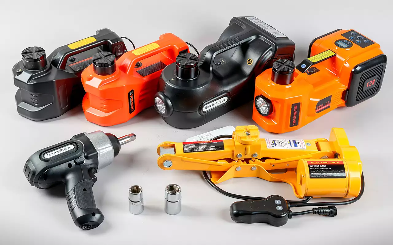 В лабораторных условиях домкраты  ведут себя гораздо лучше, чем на практике.