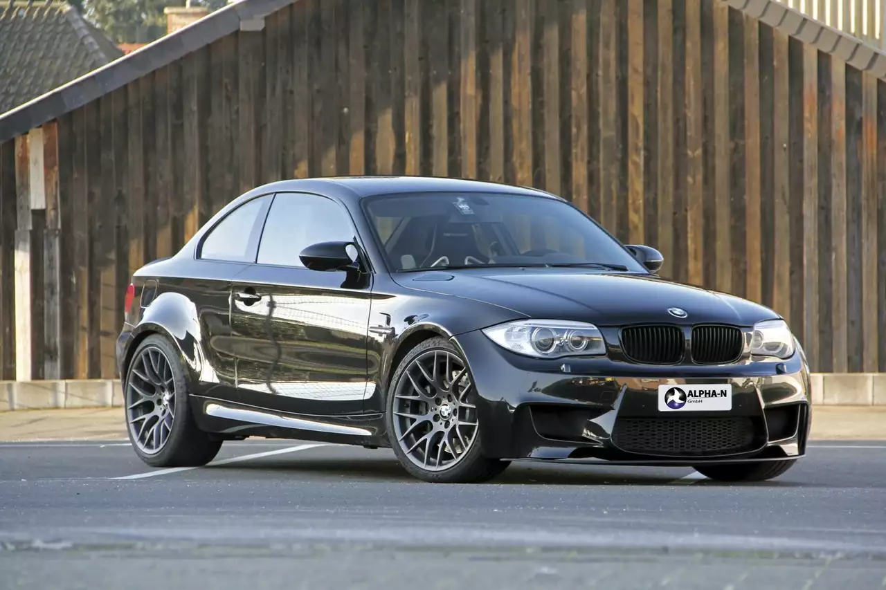 Демоническая BMW 1M Coupe: «копейка» за миллион