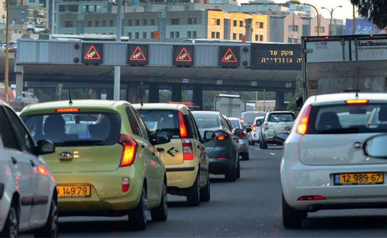 Москва, учись! В Израиле будут платить за отказ от поездок в часы пик