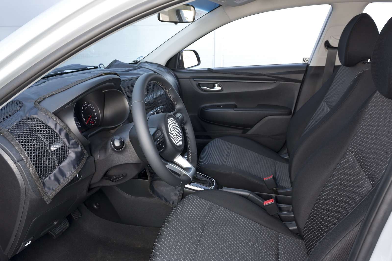 Рио 4 салон. Kia Rio 4 салон. Киа Рио 2017 салон. Киа Рио 4 поколения салон. Киа Рио 3 2017 салон.