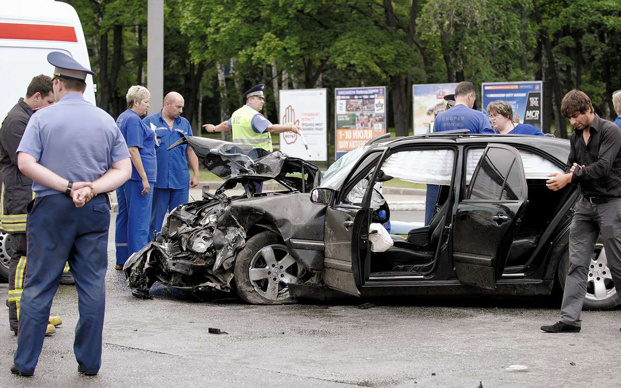 Диалоги «За рулем»: кто ответит за смерти на дорогах?